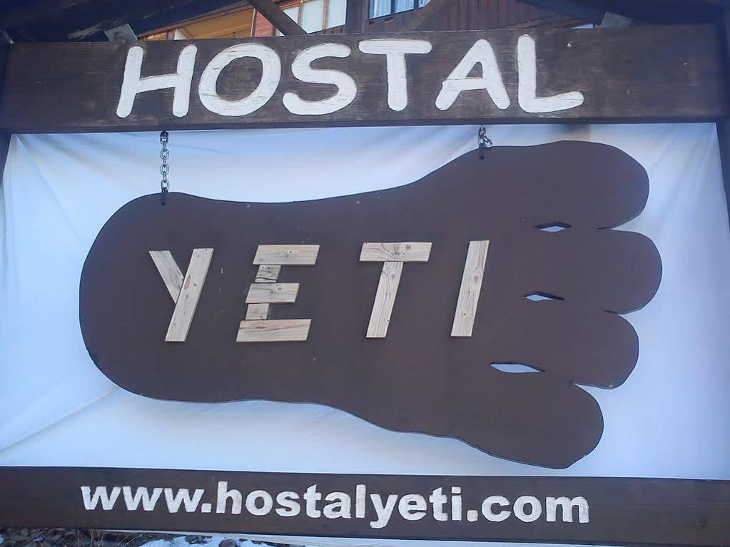 Hostal Yeti Sierra Nevada Exteriör bild
